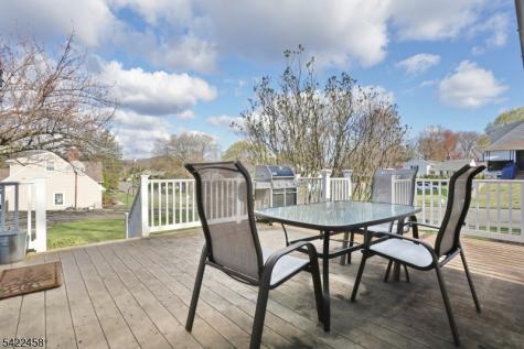 223 Linda Vista Avenue North Haledon NJ 07508