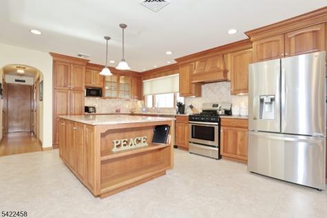 223 Linda Vista Avenue North Haledon NJ 07508