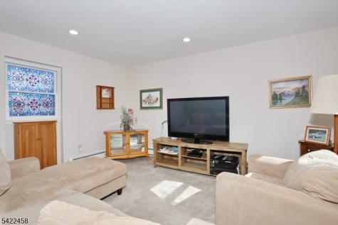 223 Linda Vista Avenue North Haledon NJ 07508