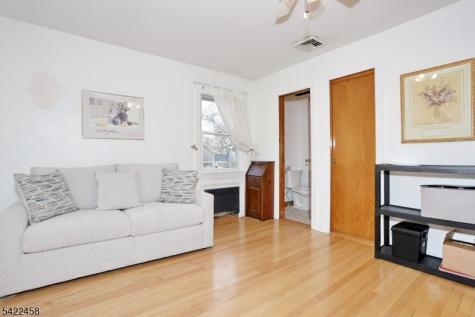 223 Linda Vista Avenue North Haledon NJ 07508