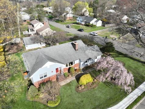 223 Linda Vista Avenue North Haledon NJ 07508