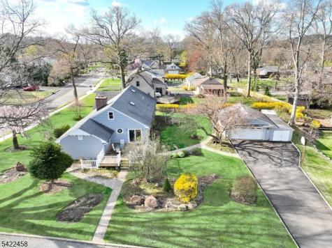 223 Linda Vista Avenue North Haledon NJ 07508