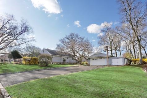 223 Linda Vista Avenue North Haledon NJ 07508