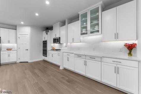 58 Oakwood Boulevard Union NJ 08827
