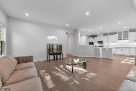 58 Oakwood Boulevard Union NJ 08827