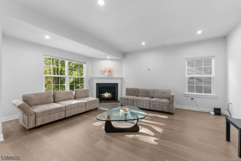 58 Oakwood Boulevard Union NJ 08827
