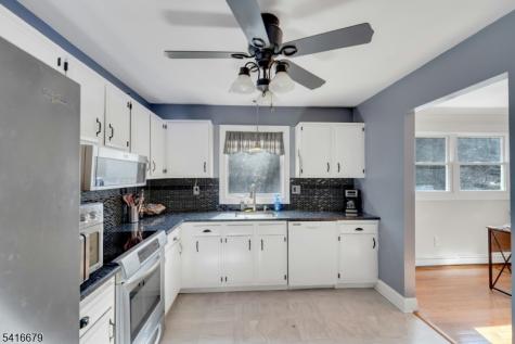 12 August Lane Wantage NJ 07461