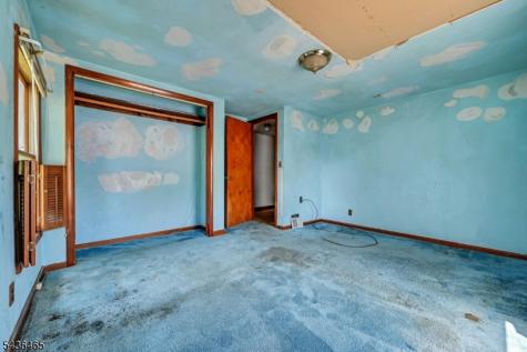 21 Butler Place Wanaque NJ 07420