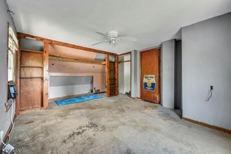 21 Butler Place Wanaque NJ 07420