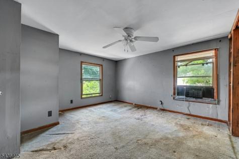 21 Butler Place Wanaque NJ 07420