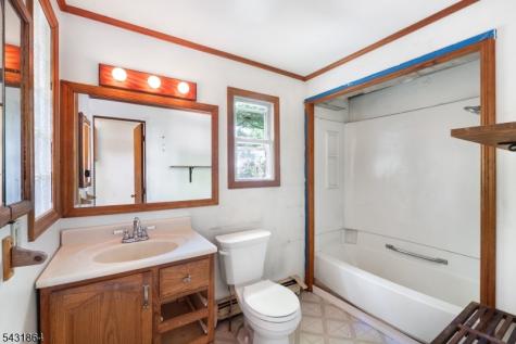 76 Brooksyde Avenue Ringwood NJ 07456