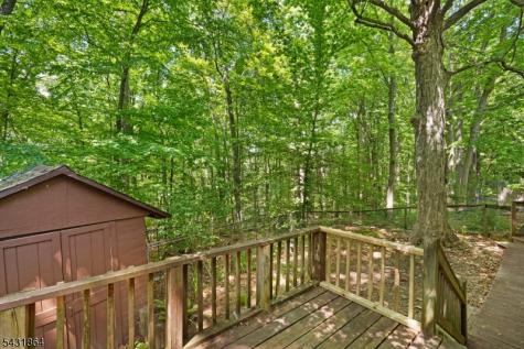 76 Brooksyde Avenue Ringwood NJ 07456