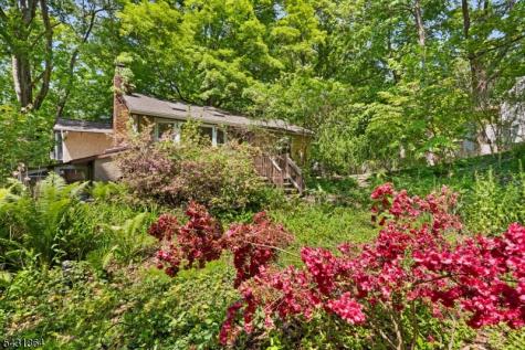 76 Brooksyde Avenue Ringwood NJ 07456