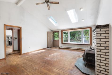 76 Brooksyde Avenue Ringwood NJ 07456