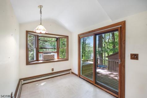 76 Brooksyde Avenue Ringwood NJ 07456