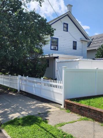 315 18TH Avenue Paterson NJ 07504
