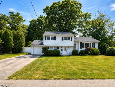 63 Martin Road Livingston NJ 07039