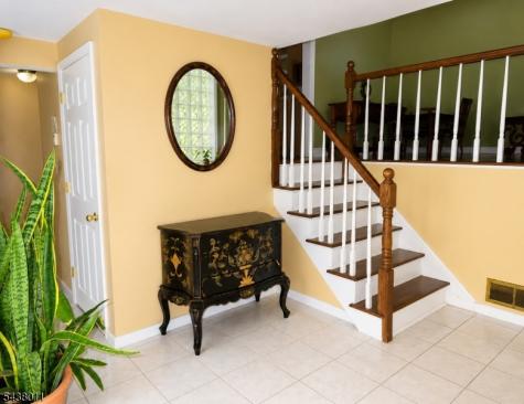 63 Martin Road Livingston NJ 07039