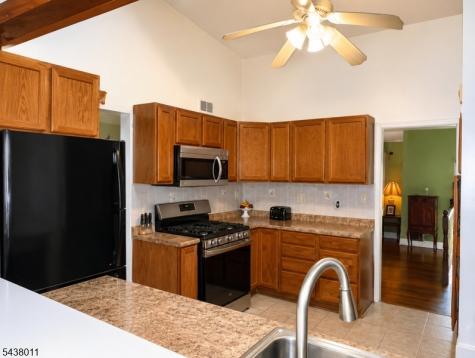 63 Martin Road Livingston NJ 07039