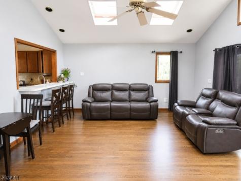 63 Martin Road Livingston NJ 07039