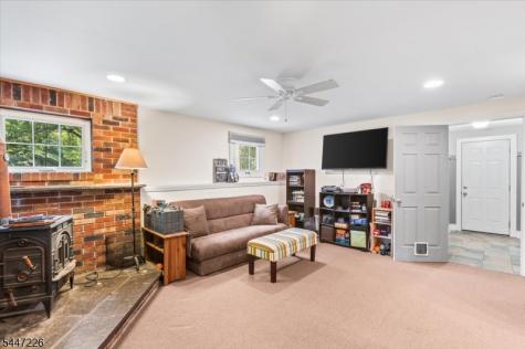 965 Edgewood Drive Stillwater NJ 07860