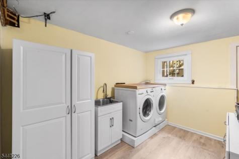 965 Edgewood Drive Stillwater NJ 07860