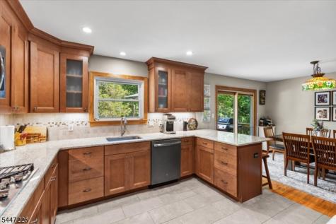 965 Edgewood Drive Stillwater NJ 07860