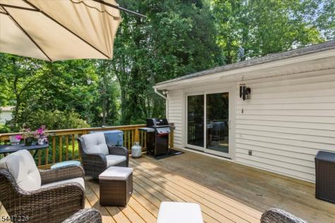 965 Edgewood Drive Stillwater NJ 07860