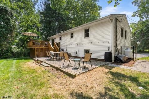 965 Edgewood Drive Stillwater NJ 07860