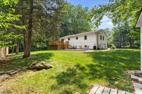 965 Edgewood Drive Stillwater NJ 07860