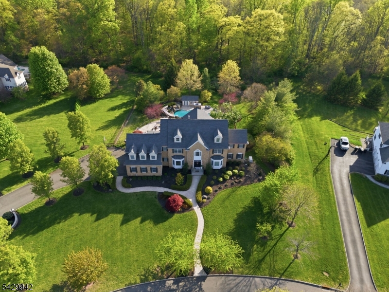 2 Hillas Lane Chester NJ 07930