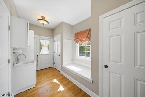 2 Hillas Lane Chester NJ 07930