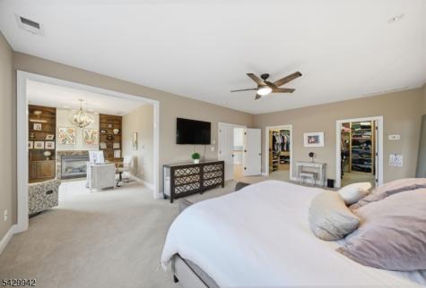 2 Hillas Lane Chester NJ 07930