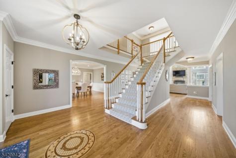 2 Hillas Lane Chester NJ 07930
