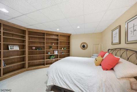 2 Hillas Lane Chester NJ 07930