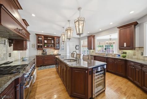 2 Hillas Lane Chester NJ 07930