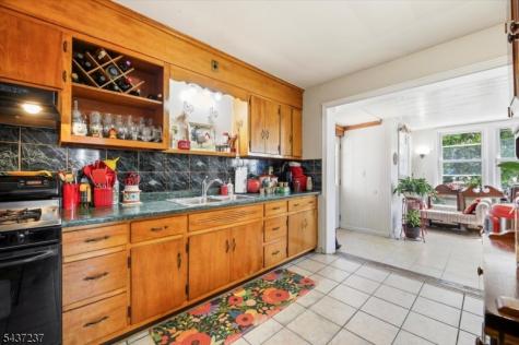 48 Belmohr Street Belleville NJ 07109