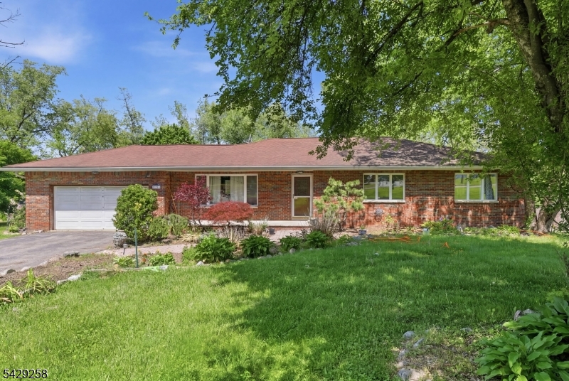 1571 County Road 565 Vernon NJ 07461