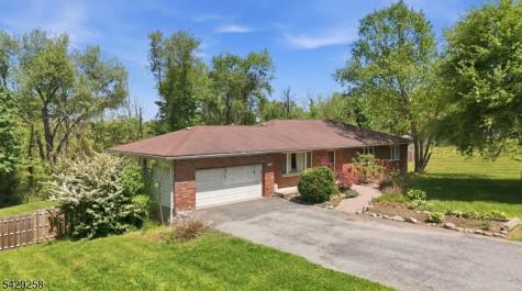 1571 County Road 565 Vernon NJ 07461