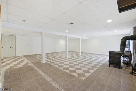 1571 County Road 565 Vernon NJ 07461