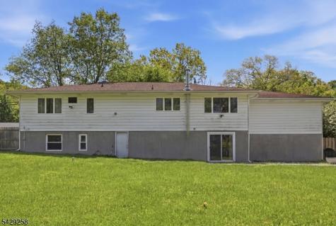 1571 County Road 565 Vernon NJ 07461