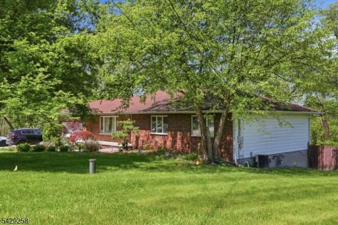 1571 County Road 565 Vernon NJ 07461