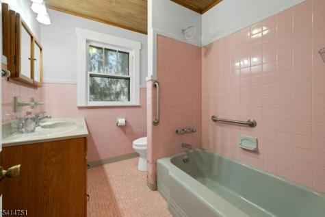 173 Runnymede Road West Caldwell NJ 07006