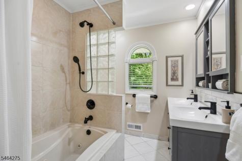 46 Rogers Avenue Berkeley Heights NJ 07922