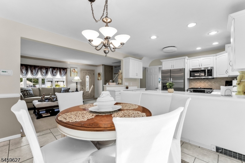 79 Lopez Road Cedar Grove NJ 07009