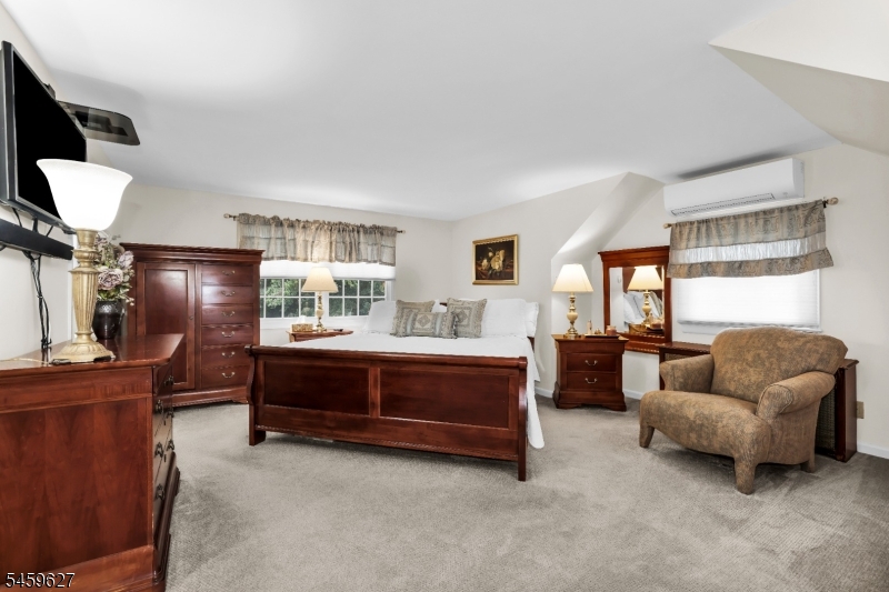 79 Lopez Road Cedar Grove NJ 07009