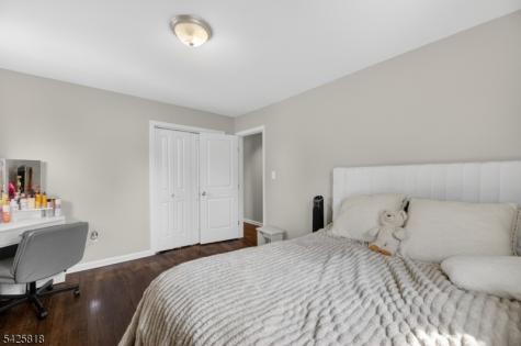 1382 Osage Road North Brunswick NJ 08902