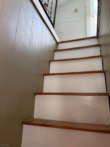 29 Lakeside Road West Milford NJ 07421