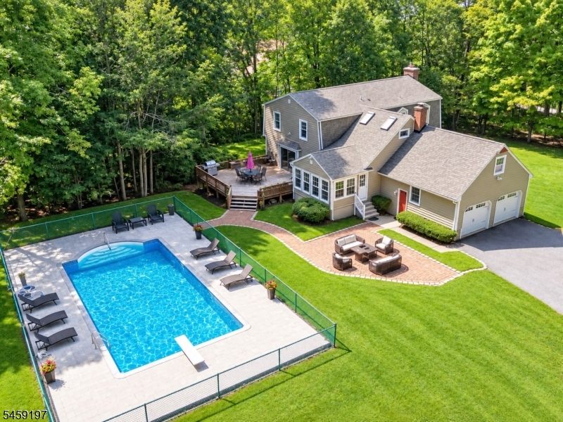208 School House Road Jefferson NJ 07438