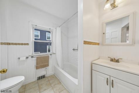 20 Ridgeview Avenue West Orange NJ 07052